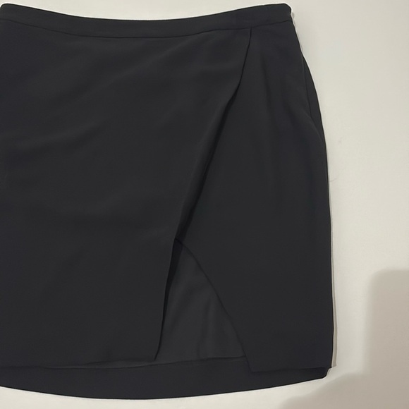 Lauren Ralph Lauren Faux Wrap Skirt Black Size 10 - Picture 4 of 8